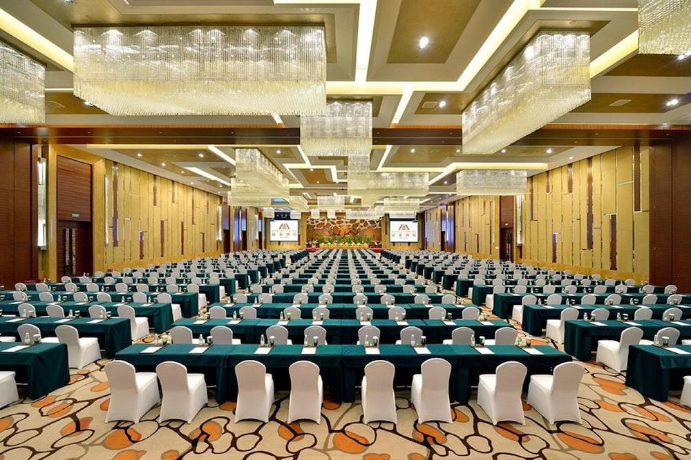 Kun Tai Glory Hotel Beijing Wangjing Bagian luar foto